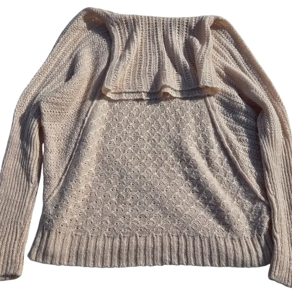 Apt. 9 woman's pink cowl neck sweater size M.